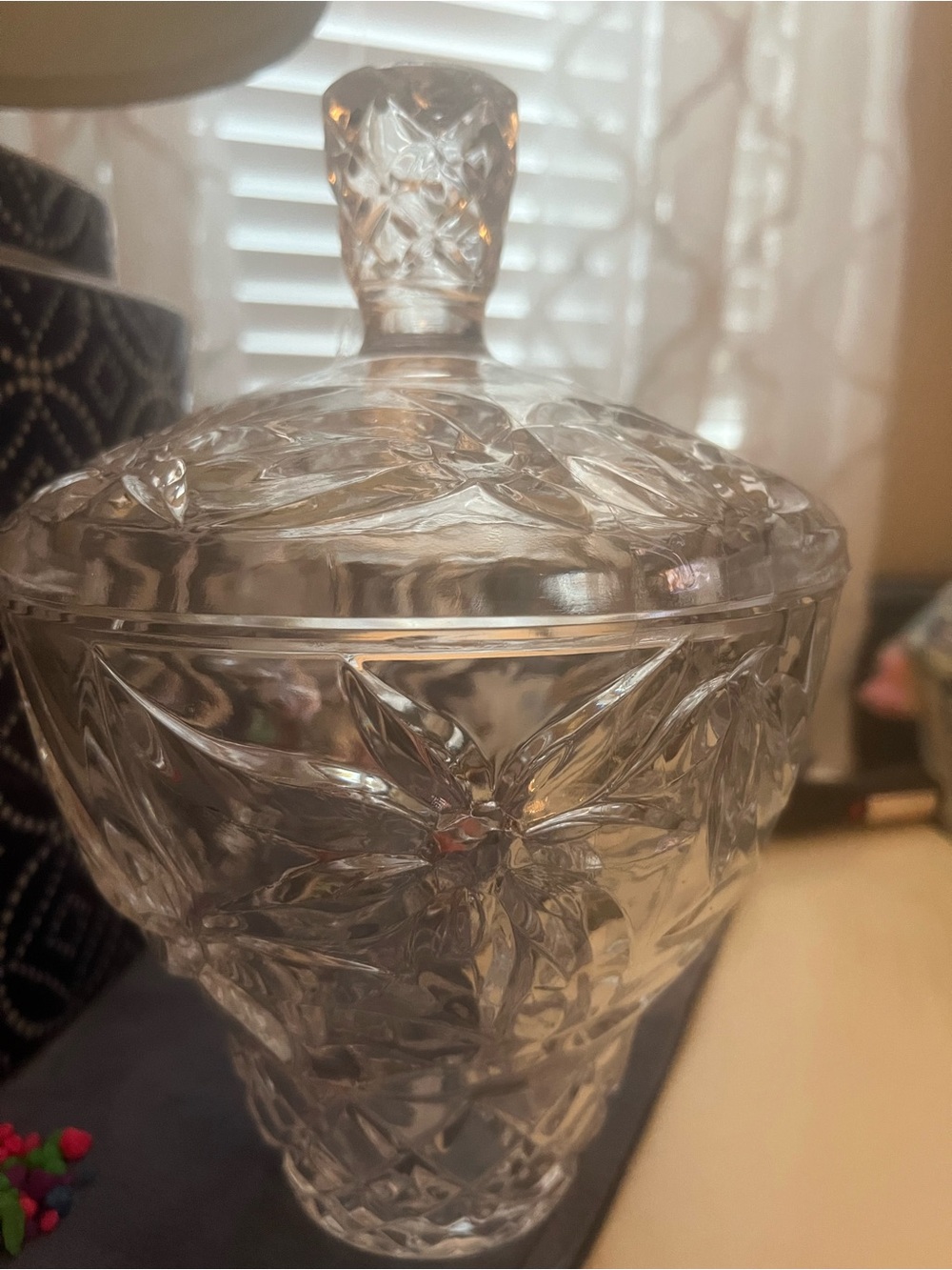 Starburst/Star of David 24% crystal dish with lid